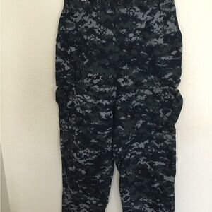 US navy nwu type I blue digital camo trousers size medium regular excellent